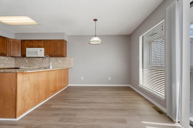 241 Anchor Road, Grove, OK 74344