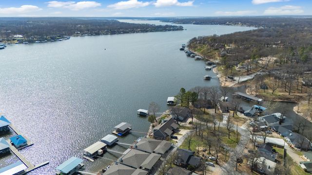 241 Anchor Road, Grove, OK 74344