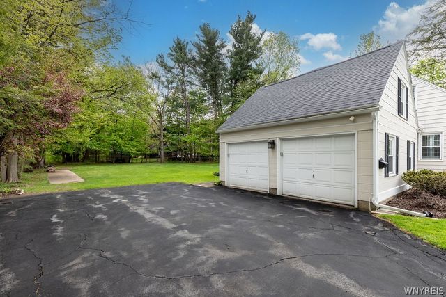 4379 Freeman Road, Orchard Park, NY 14127