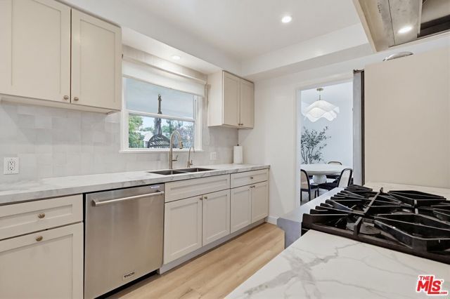 12836 Waddell Street, Valley Village, CA 91607