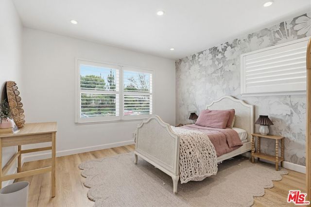 12836 Waddell Street, Valley Village, CA 91607