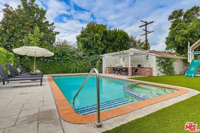 12836 Waddell Street, Valley Village, CA 91607