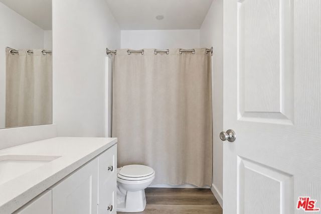 12836 Waddell Street, Valley Village, CA 91607