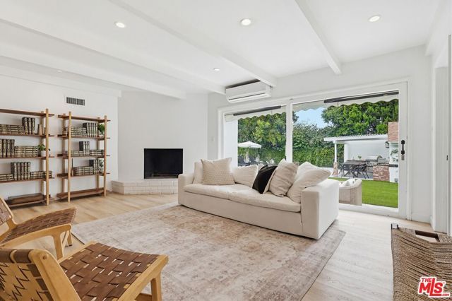 12836 Waddell Street, Valley Village, CA 91607