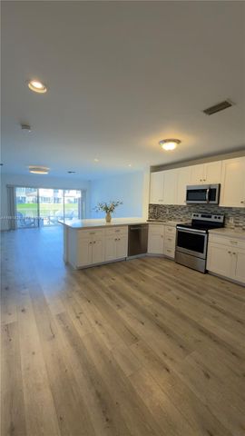 9389 Boca River Cir, Boca Raton, FL 33434