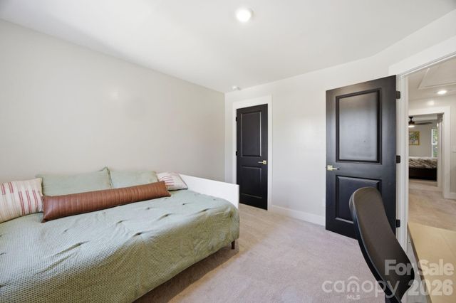 831 Mcarthur Avenue, Charlotte, NC 28206