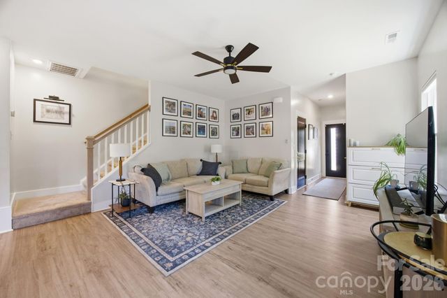 831 Mcarthur Avenue, Charlotte, NC 28206