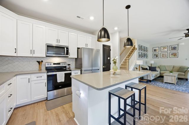 831 Mcarthur Avenue, Charlotte, NC 28206