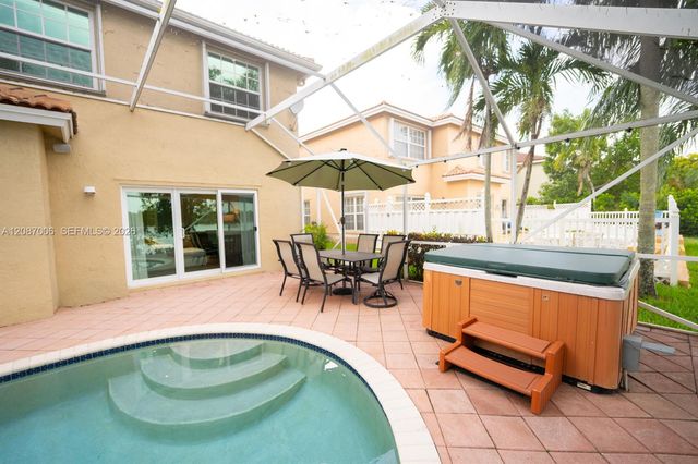 13832 NW 22nd Street, Sunrise, FL 33323