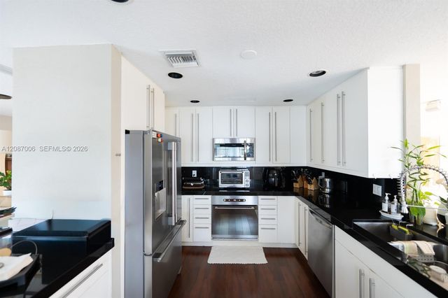13832 NW 22nd Street, Sunrise, FL 33323