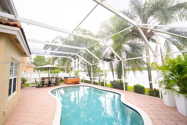 13832 NW 22nd Street, Sunrise, FL 33323