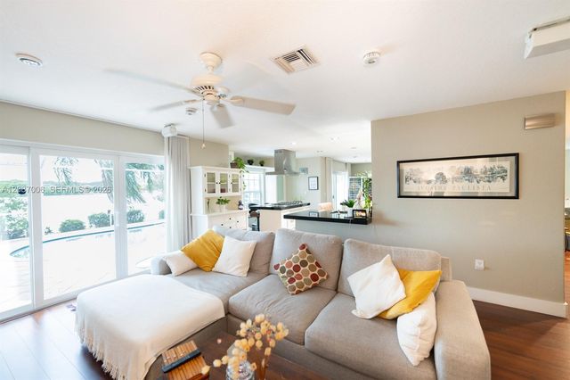 13832 NW 22nd Street, Sunrise, FL 33323