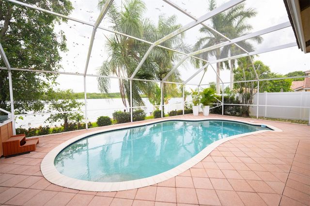 13832 NW 22nd Street, Sunrise, FL 33323