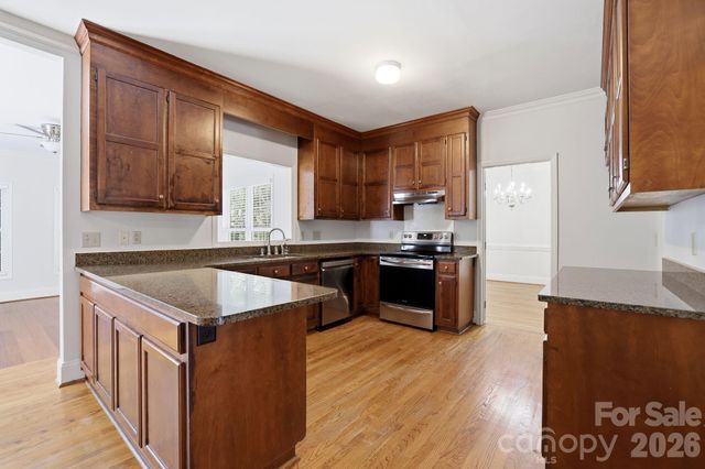 7000 Hollow Oak Drive, Mint Hill, NC 28227