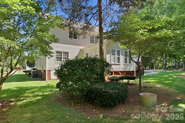 7000 Hollow Oak Drive, Mint Hill, NC 28227