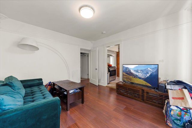 299 Rhine Street, Daly City, CA 94014