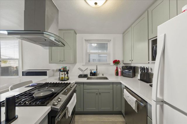 299 Rhine Street, Daly City, CA 94014