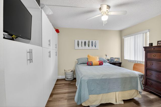 11135 Green Lake Drive 102, Boynton Beach, FL 33437