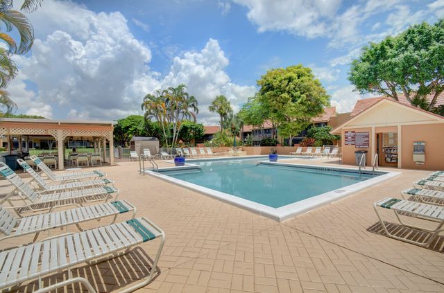 11135 Green Lake Drive 102, Boynton Beach, FL 33437