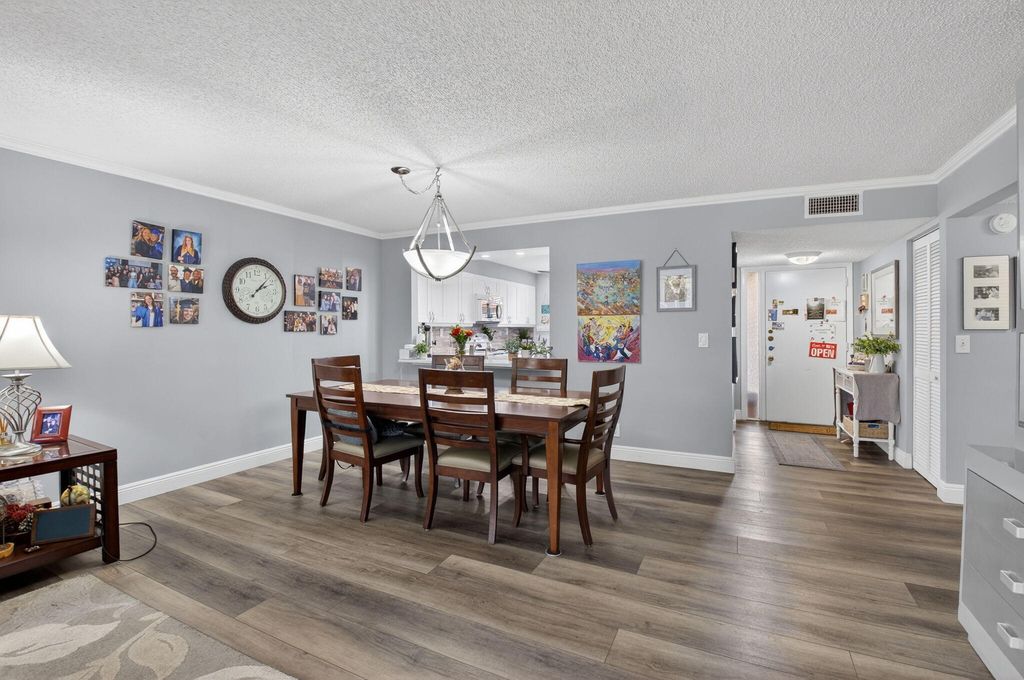 11135 Green Lake Drive 102, Boynton Beach, FL 33437