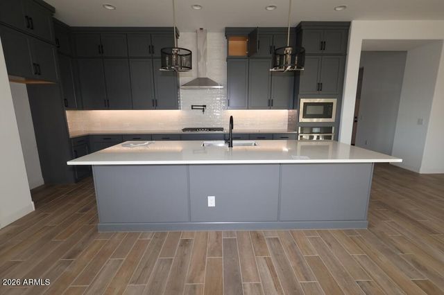 2911 E COLD PRESS Drive, San Tan Valley, AZ 85140