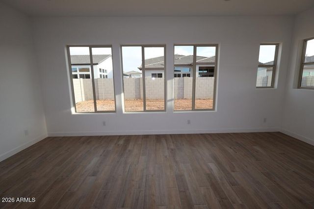 2911 E COLD PRESS Drive, San Tan Valley, AZ 85140