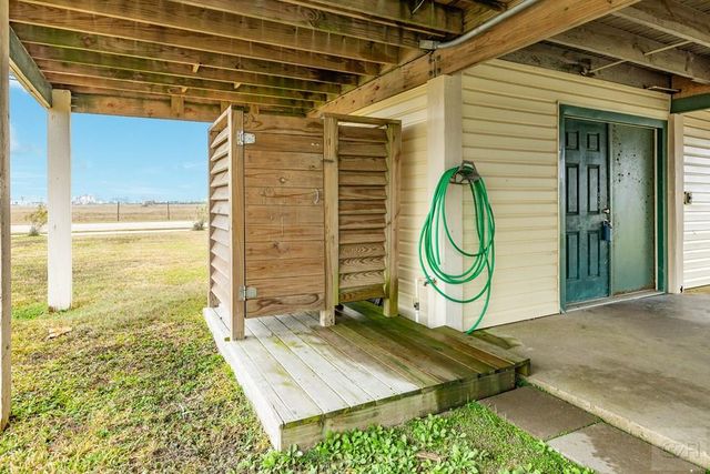 16725 Captain Bligh, Jamaica Beach, TX 77554