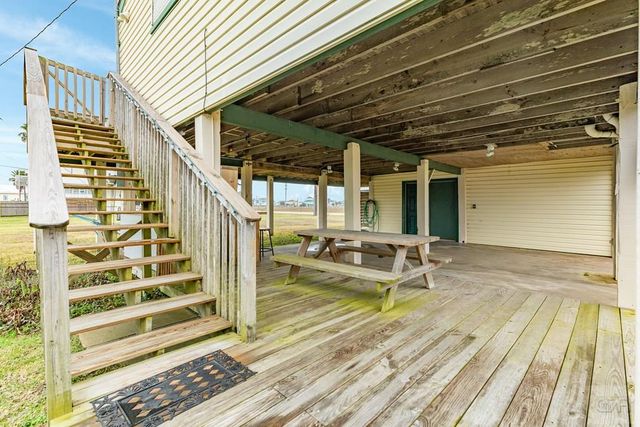 16725 Captain Bligh, Jamaica Beach, TX 77554