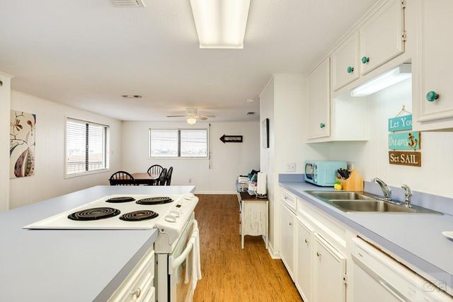 16725 Captain Bligh, Jamaica Beach, TX 77554