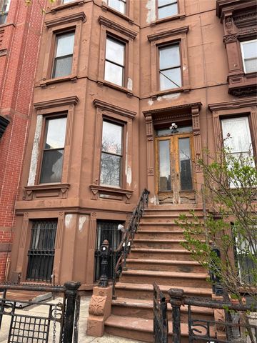 475 Madison Street, Brooklyn, NY 11221
