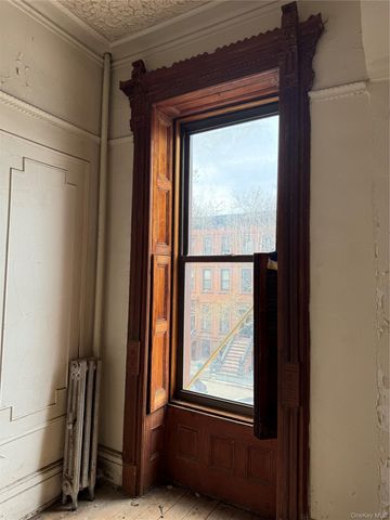 475 Madison Street, Brooklyn, NY 11221