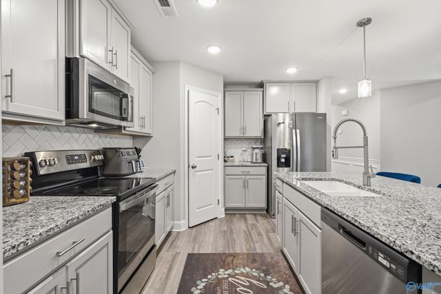 2644 NW Ajs Arbor Drive, Huntsville, AL 35810