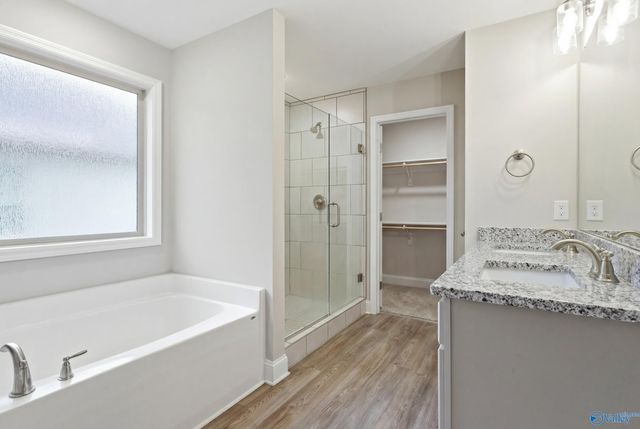 2644 NW Ajs Arbor Drive, Huntsville, AL 35810