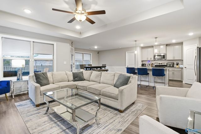 2644 NW Ajs Arbor Drive, Huntsville, AL 35810