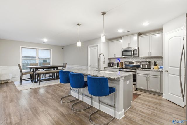 2644 NW Ajs Arbor Drive, Huntsville, AL 35810