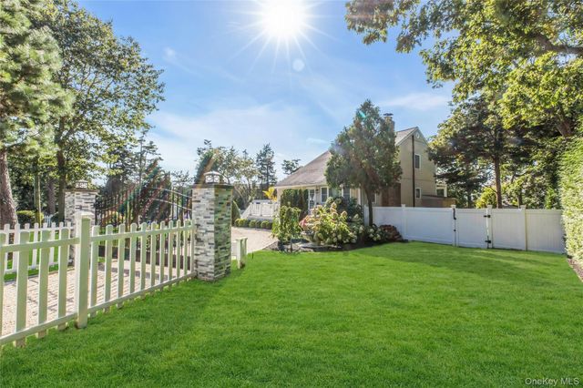 35 Grant Boulevard, Hampton Bays, NY 11946