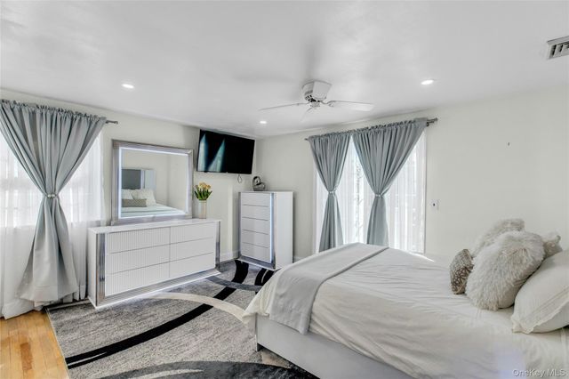 35 Grant Boulevard, Hampton Bays, NY 11946