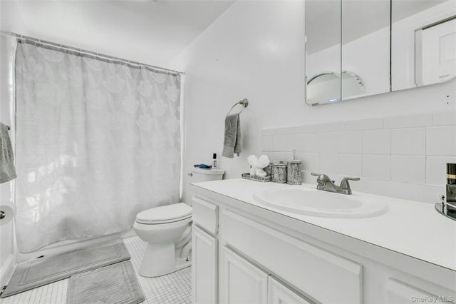 35 Grant Boulevard, Hampton Bays, NY 11946