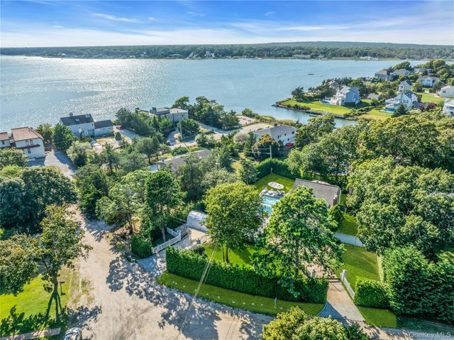 35 Grant Boulevard, Hampton Bays, NY 11946