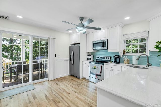 35 Grant Boulevard, Hampton Bays, NY 11946