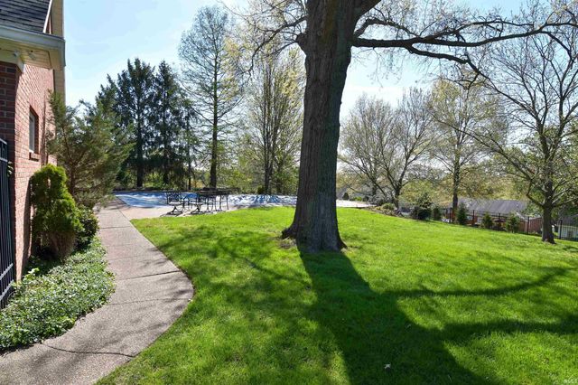 331 Mount Ashley Road, Evansville, IN 47711
