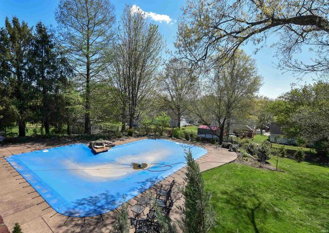 331 Mount Ashley Road, Evansville, IN 47711
