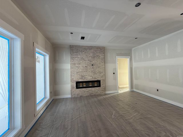 27 Ules Watson Drive, Greenbrier, AR 72058