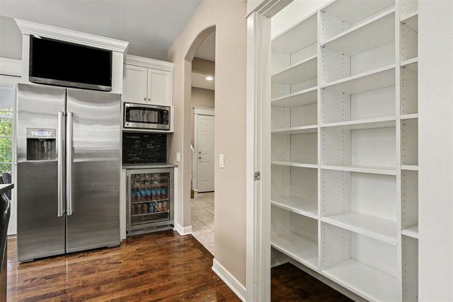 1670 Flowers Crossing Drive, Grand Rapids, MI 49525