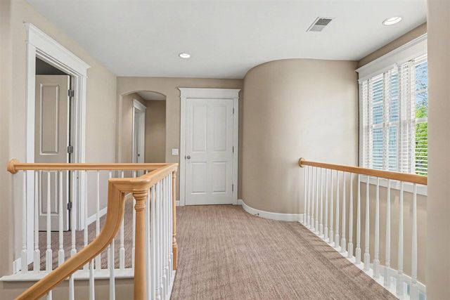 1670 Flowers Crossing Drive, Grand Rapids, MI 49525