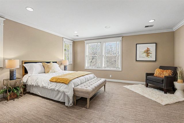 1670 Flowers Crossing Drive, Grand Rapids, MI 49525