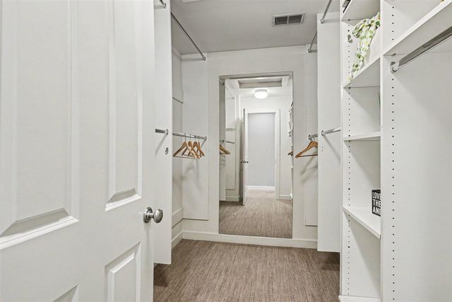 1670 Flowers Crossing Drive, Grand Rapids, MI 49525