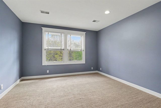 1670 Flowers Crossing Drive, Grand Rapids, MI 49525