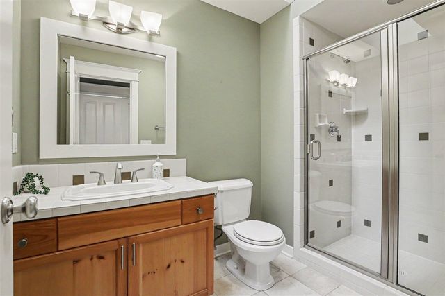 1670 Flowers Crossing Drive, Grand Rapids, MI 49525