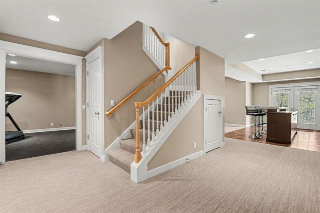 1670 Flowers Crossing Drive, Grand Rapids, MI 49525